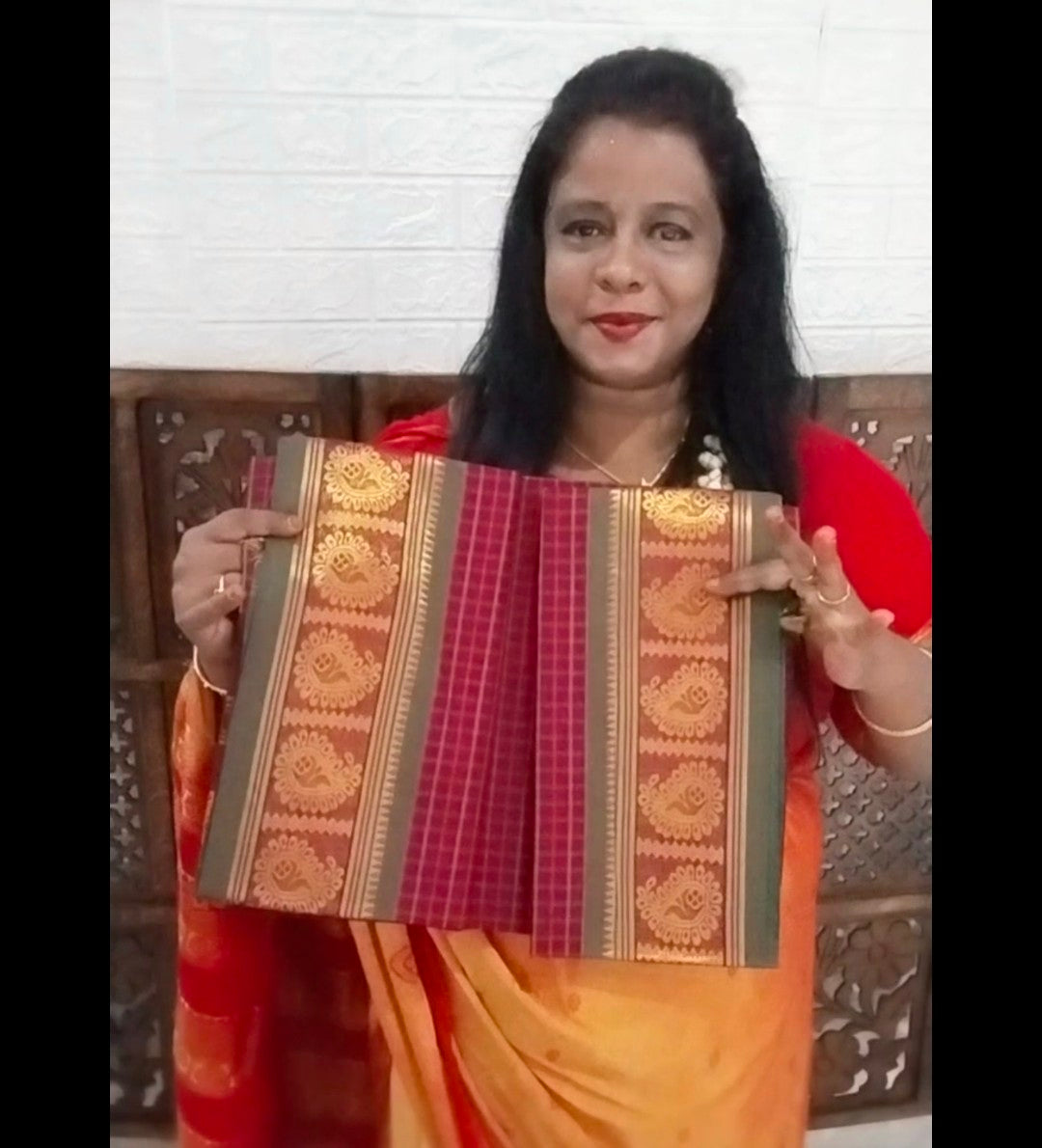 Mercerized pure cotton saree with checks body & mango buttas